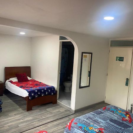 Hotel Comic City Bogota Bagian luar foto