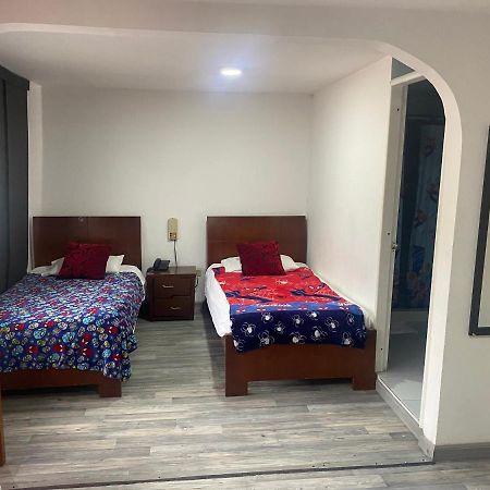 Hotel Comic City Bogota Bagian luar foto