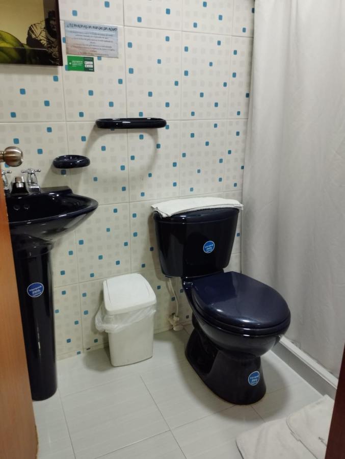 Hotel Comic City Bogota Bagian luar foto